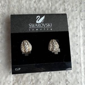 Woman’s Swarovski clip on earrings